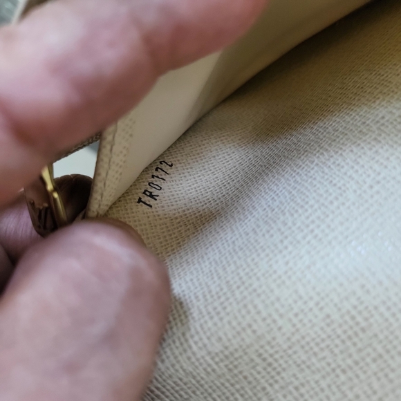 Louis Vuitton Damier Azur Canvas Sarah Long Wallet - Picture 7 of 11